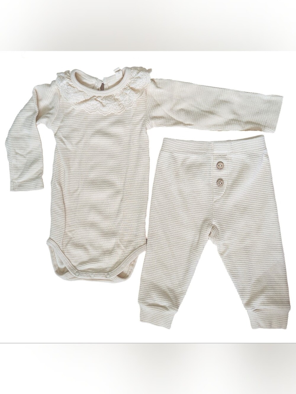 Quincy Mae Cream Waffle Knit Bodysuit & Pants Set 3-6M